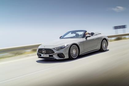 Επίσημο: Νέα Mercedes-AMG SL